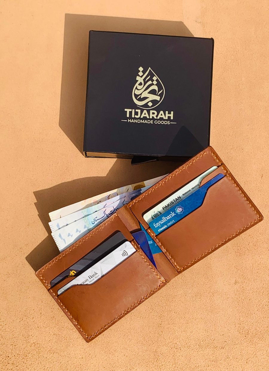 Tijarah Bifold Royale (4 Card Slots) – Classic Function, Modern Craft