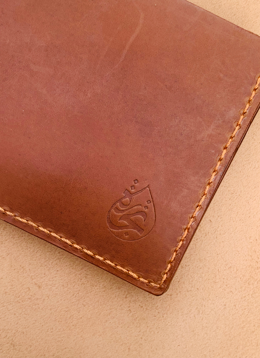 Tijarah Bifold Prime (4 Card Slots) – Classic Function, Modern Craft
