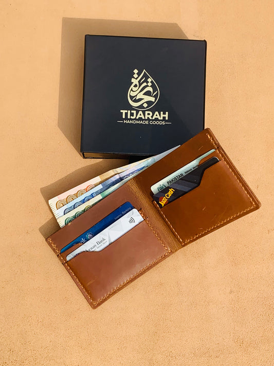 Tijarah Bifold Prime (4 Card Slots) – Classic Function, Modern Craft